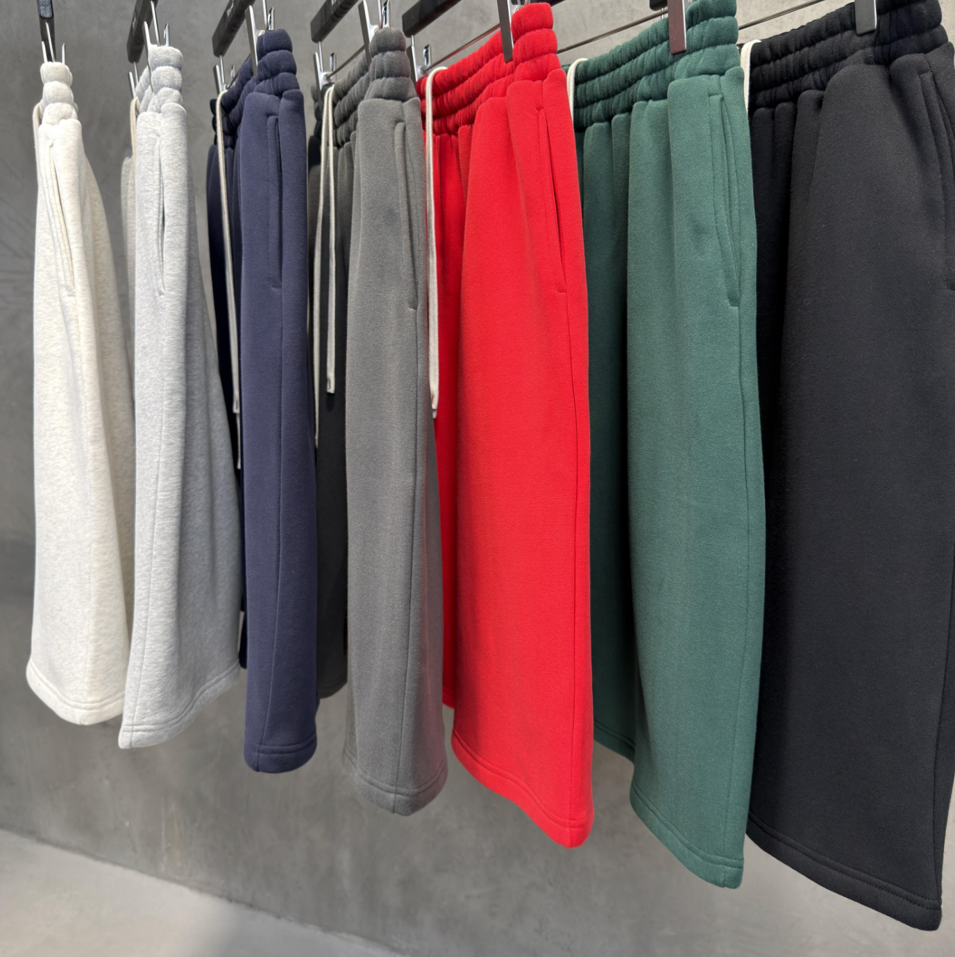 Unisex 380 GSM Heavyweight Fleece Capri Shorts